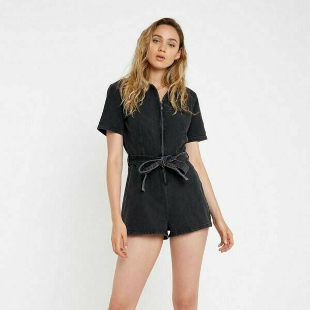 XS Urban Outfitters Denim Utility Romper Jumpsuit Black NWT Blogger 90s Vtg Boho